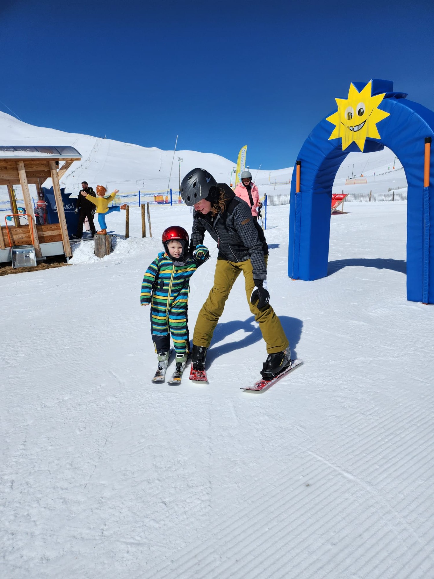 Výuka lyžování našeho nejmenšího u Heidy Alm :)